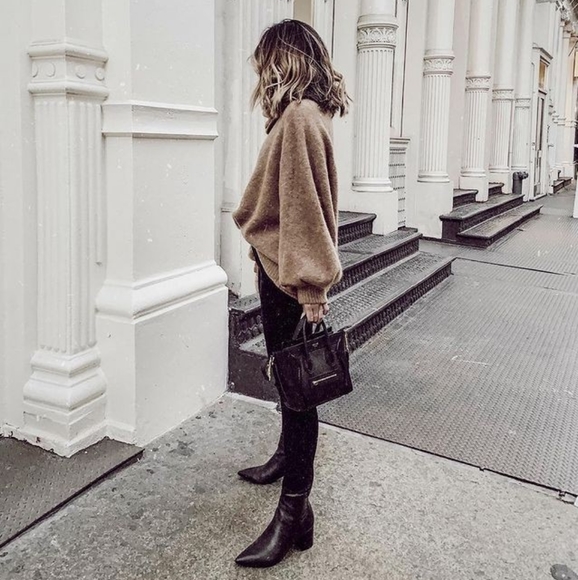 NWOT Aritzia Babaton Adichie Sweater - Picture 5 of 14